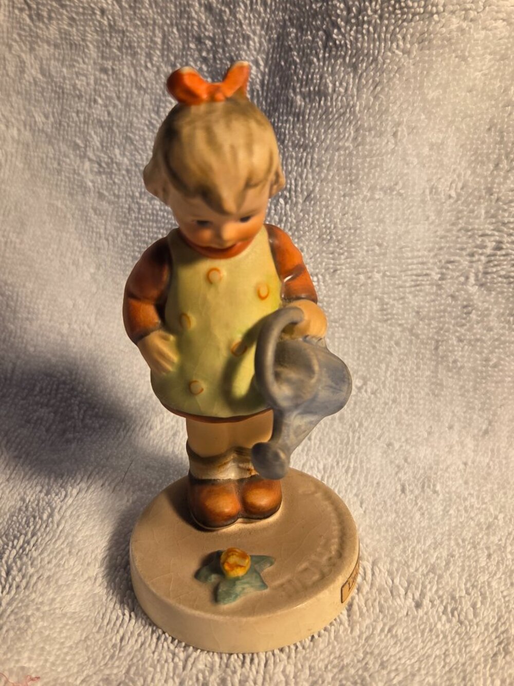 M J Hummel 'Little Gardener' # 74 TMK 3 4.5" Figurine 1960's